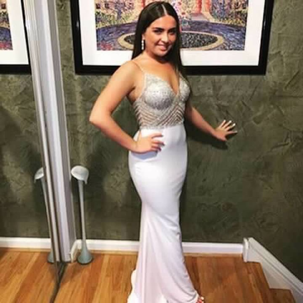 Beautiful beaded white Jovani prom dress